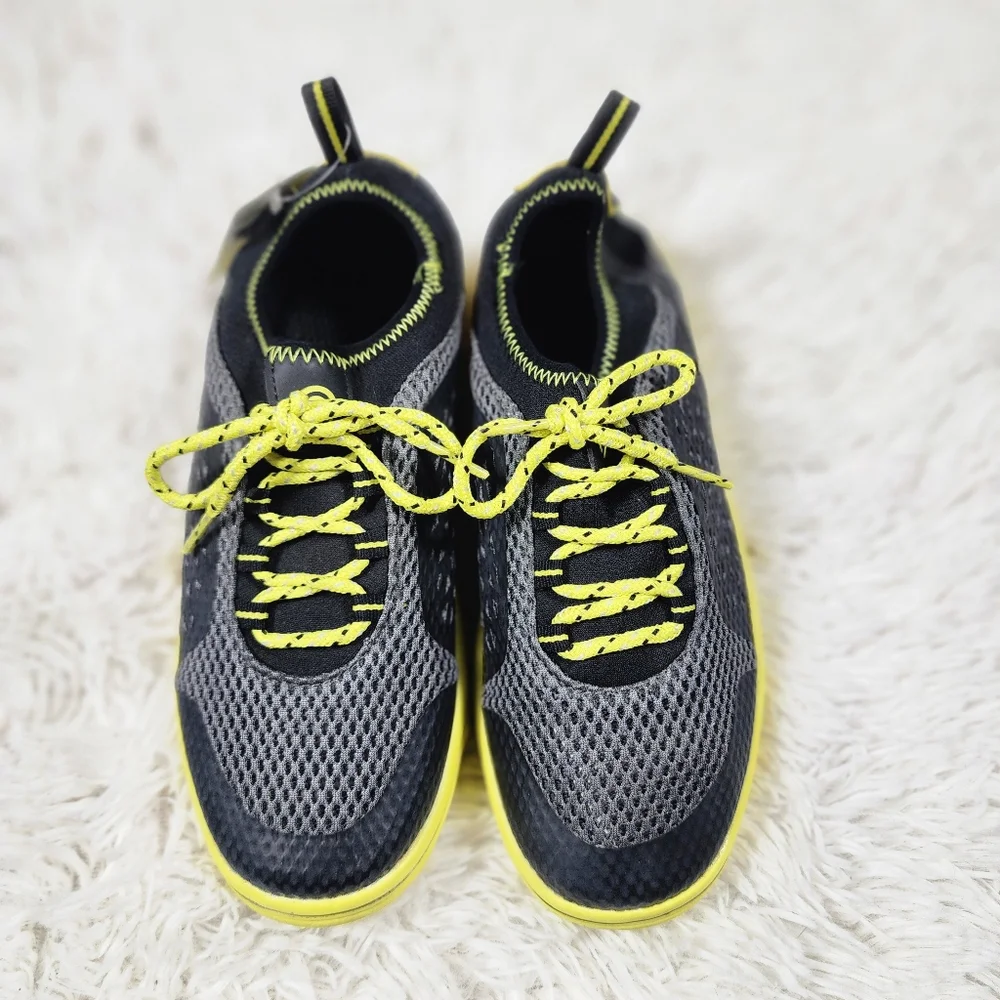 Boy's C9 Champion Mesh Water Shoes Size 5